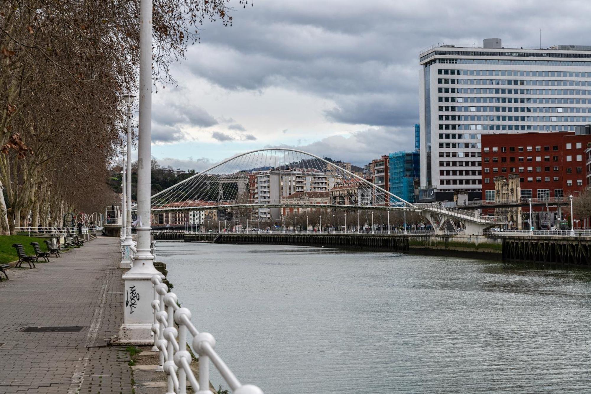 Tristan Vivienda Turistica De Diseno Con Ac Apartment Bilbao Luaran gambar